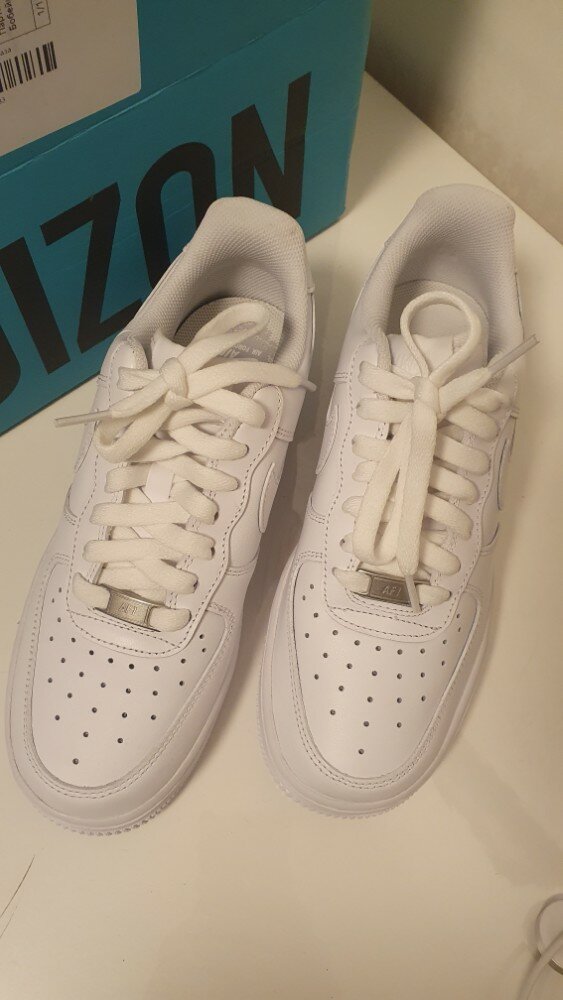 custom review-Nike Air Force 1 'Triple White' Кожа Устойчивая к истиранию Низкая Скейтборд Обувь Женская Чисто Белая
