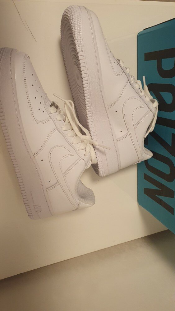 custom review-Nike Air Force 1 'Triple White' Кожа Устойчивая к истиранию Низкая Скейтборд Обувь Женская Чисто Белая